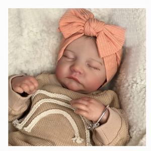 Realistische Reborn Babypuppe Mädchen 49cm, Lebensechte Neugeborenen-Puppe, Weicher Silikon-Ganzkörper, Echt wirkende Bebe-Puppe - Product Image 1