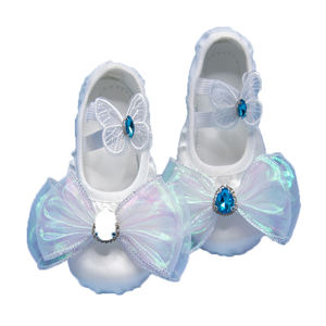 <span class=keywords><strong>Zapatillas</strong></span> <span class=keywords><strong>de</strong></span> <span class=keywords><strong>ballet</strong></span> blancas antideslizantes para niñas con suelas divididas <span class=keywords><strong>de</strong></span> cuero - Product Image 1