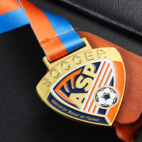 Échantillon gratuit Personnalisé Métal Football 3D Médaille En Alliage De Zinc Football Sport Médaille Or Argent Cuivre Judo Karaté Taekwondo Médaille