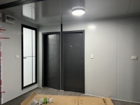 Conteneur de 20 pieds extensible et respirant pour bureau à domicile, espace de travail calme, installation rapide pour télétravail, site professionnel, conception graphique