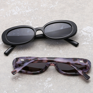 Venta al por mayor Retro <span class=keywords><strong>de</strong></span> moda nuevas gafas <span class=keywords><strong>de</strong></span> sol ovaladas Venta caliente Hombres Mujeres Gafas <span class=keywords><strong>de</strong></span> sol Vintage baratos Gafas <span class=keywords><strong>de</strong></span> sol Gafas - Product Image 1