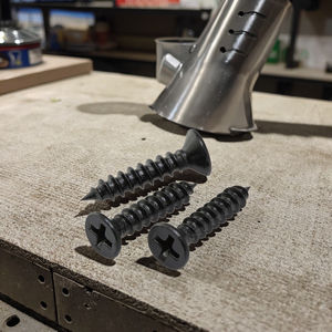 Personnalisation de vis à cloison sèche à tête Torx en acier au carbone M2 M3 à filetage grossier du commerce de gros vietnamien - Product Image 1