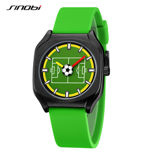Montre <span class=keywords><strong>de</strong></span> sport au design créatif <span class=keywords><strong>de</strong></span> terrain <span class=keywords><strong>de</strong></span> football pour <span class=keywords><strong>les</strong></span> fans <span class=keywords><strong>de</strong></span> football internationaux, bracelet en silicone vert, montre à quartz pour <span class=keywords><strong>les</strong></span> grands événements <span class=keywords><strong>de</strong></span> football - Product Image 2