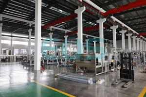 Machine de remplissage industrielle haute performance pour bouteilles de bière en verre, <span class=keywords><strong>double</strong></span> pré-évacuation, sous vide et contre-pression, automatique pour boissons - Product Image 4