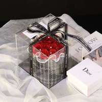 Boîte Cadeau Cœur Carré Saint-Valentin Remise de Diplôme Roses Éternelles Séchées Personnalisées Faite à la Main Nouvel An Mariage Seau de Faveurs