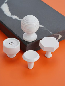 Poignées de meubles en laiton massif blanc pour armoires de cuisine, poignées de porte de placard et boutons de tiroir - Offre Spéciale - Product Image 3