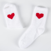 Großhandel Plüsch-Fleece Knöchelsocken Antibakteriell Dick Winter Damen Schlafsocken mit Herzmuster