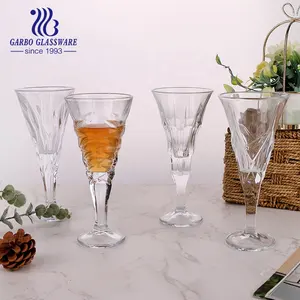 现货巴西热卖12盎司压花玻璃高脚杯透明高品质雕刻玻璃高脚杯酒杯