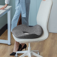 Coussin de siège de chaise Rebond lent Confort Coccyx Mousse à mémoire orthopédique Techniques personnalisées Logo Couleur Matériau tricoté Taille