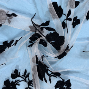 RTS Американский Тюль 100% нейлоновый Флокированный цветочный дизайн Тюлевая ткань - Product Image 3