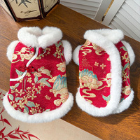 Nouvelle Collection Automne-Hiver : Vêtements et Accessoires pour Chiens et Chats, en Polyester Double Épaisseur Rembourré Coton, Imprimé Floral Guofeng Lapin de Jade