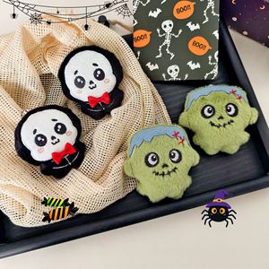 卸売のかわいいプッシュ式ハロウィンキャラクターチャーム、キーホルダー付き、柔らかいぬいぐるみハロウィンキーホルダー、パーティーギフト、バッグデコレーション用 - Product Image 3