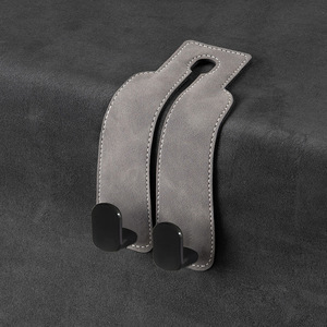 Nuevo Soporte Organizador Colgador de Cuero para Asiento Trasero de Coche 2026 para Bolsos, Carteras y Abrigos - Product Image 3