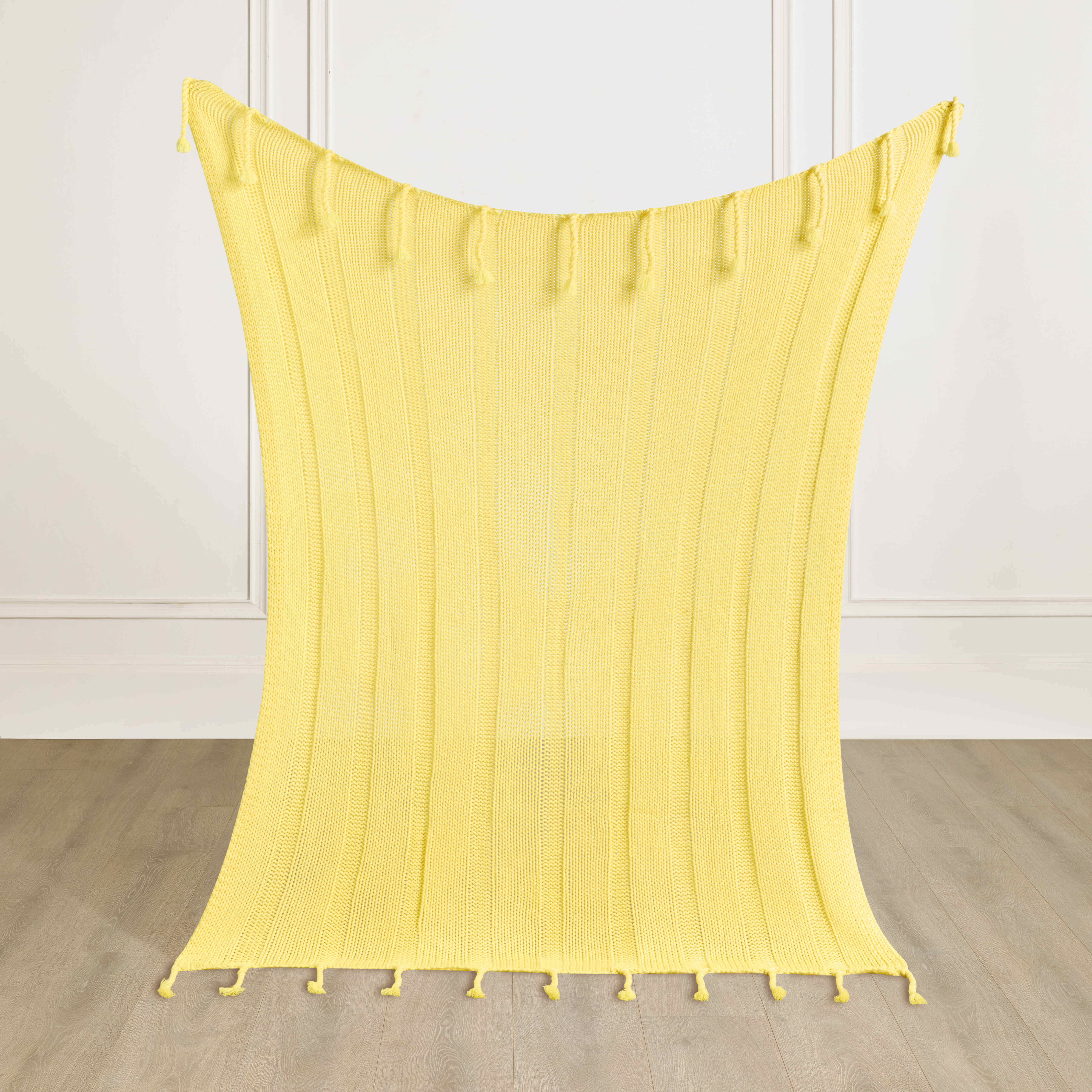 comme le montre la figure