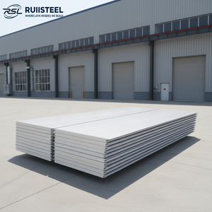 Panneaux sandwich en polyuréthane durables conçus pour les bâtiments avicoles, assurant <span class=keywords><strong>l</strong></span>'hygiène et <span class=keywords><strong>l</strong></span>'efficacité <span class=keywords><strong>thermique</strong></span> à faible coût - Product Image 1