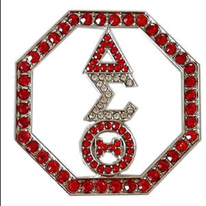 Beyou Gümüş Kaplama Alaşım Klasik Delta DST Kırmızı Sorority <span class=keywords><strong>2026</strong></span> Yıl Numarası Şekli Kolye 22 mm Takılar Kadınlar için Hediye - Product Image 6