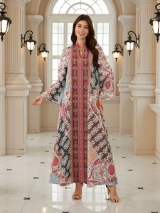 Robe Abaya Légère et Respirante en Polyester 2026 pour Femmes Musulmanes – Élégante, Longueur Cheville, Modeste – Idéale pour Mariages Printaniers, Fêtes de l'Aïd, Islam - Product Image 3