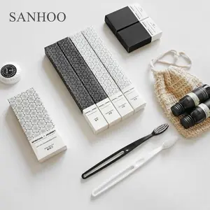 SANHOO ชุดอุปกรณ์อาบน้ำ8ชิ้นแบบใช้แล้วทิ้ง,ชุดเครื่องใช้ในห้องน้ำหรูหรา OEM ชุดสิ่งอำนวยความสะดวกบนเครื่องบินสิ่งอำนวยความสะดวกในโรงแรมบรรจุภัณฑ์ย่อยสลายได้