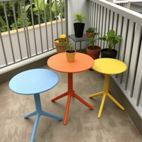 Table de salle à manger d'hôtel en plastique, petite taille, légère, durable, imperméable, ronde, pour usage extérieur et intérieur, vente en gros d'usine
