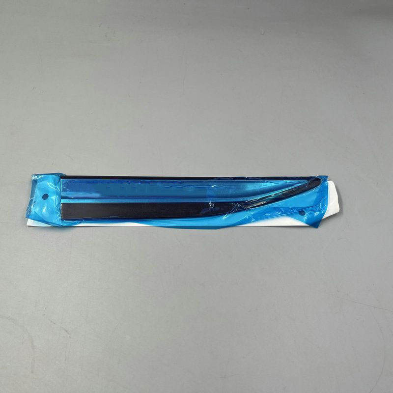 Côté passager avant, 1 pièce