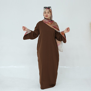 Ropa Islámica OEM Dubai Abaya Primavera/Verano Casual Elegante Abaya Lisa con Pañuelo Estampado Musulmán Vestido para Mujer - Product Image 4