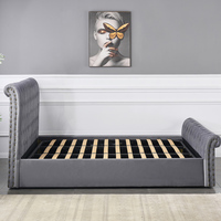 Chesterfield Sleigh-Bettgestell mit Gaslift-Stauraum, Samt-Polsterung, Knopfheftung, Kristall-Diamant-Dekor, Plattformbett