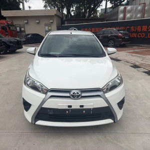 Good <strong>Price</strong> <strong>2015</strong> White <strong>Toyota</strong> <strong>Yaris</strong> L <strong>Used</strong> Compact Family Hatchback Car for Sale - Product Image 1
