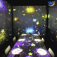 Table à manger holographique immersive 5D, projection 3D à l'œil nu pour restaurant avec contenu d'animation interactif pour banquet de luxe