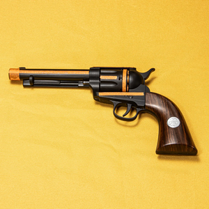 US-Lagerbestand EVA-Modellpistolen Echte Spielzeugwaffen und Waffen - Product Image 1