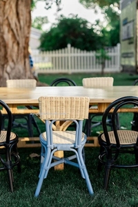 Silla Infantil de Ratán Hecha a Mano, Ecológica, para Eventos Interiores y Exteriores, Fiestas Infantiles, Bodas, Muebles para Eventos - Product Image 3