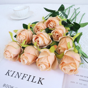 Roses artificielles bulgares à tige unique en gros, fleurs artificielles élégantes pour la photographie, la décoration de la maison et des magasins - Product Image 6