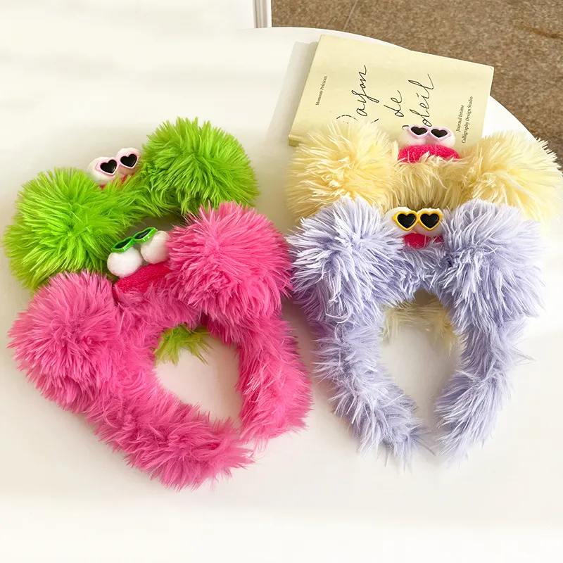 New Autumn Winter Funny Monster Hairbands Long Hairy Fuzzy Party Hair Accessories Big Eyes Hairband Wash Face Hoop Plush Clips