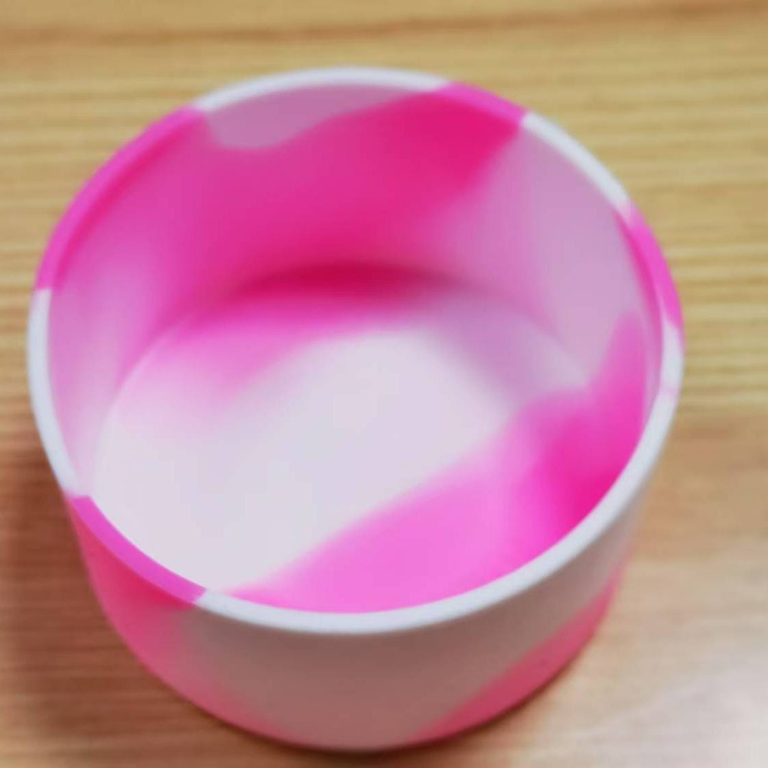 7.5 Non porous Pink White