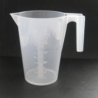 Tasse à mesurer en plastique de haute qualité OEM 1000mL écologique avec usage en cuisine en gros avec couvercle à poignée