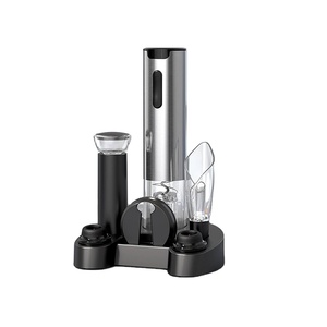 Ouvre-bouteille de <span class=keywords><strong>vin</strong></span> électrique rechargeable coffret cadeau coupe-feuille métallique aérateur verseur <span class=keywords><strong>pompe</strong></span> <span class=keywords><strong>à</strong></span> <span class=keywords><strong>vide</strong></span> et 2 bouchons de <span class=keywords><strong>vin</strong></span> - Product Image 1