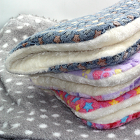 Tapis épais pour animaux de compagnie, couverture chaude d'hiver, matelas en peluche douce pour chiens et chats, fournitures pour animaux de compagnie