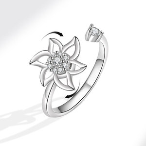 Anillos ajustables sencillos con diseño floral, anillos giratorios antiestrés con circonitas pavé, chapados en oro blanco sobre cobre, joyería para aliviar el estrés para mujer - Product Image 1