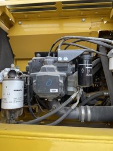 Excavatrice hydraulique Komatsu d'occasion, modèle grand format 24 tonnes, pompe Cummins, haute productivité pour les grands projets d'infrastructure et de terrassement - Product Image 4