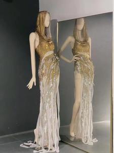 <span class=keywords><strong>QUEENS</strong></span> GOWN Costume Robe Or Sexy Fente Robe Avec Chapeau Fashion Show Stage Dress - Product Image 4