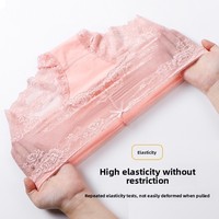 Culottes en polyester taille mi-haute à dentelle élégante, bord festonné, pour soirée romantique, marque privée
