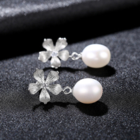 PAG & Majalah Bunga Mutiara Anting Alami Air Tawar Nasi Mutiara Wanita Drop Anting Perhiasan Grosir