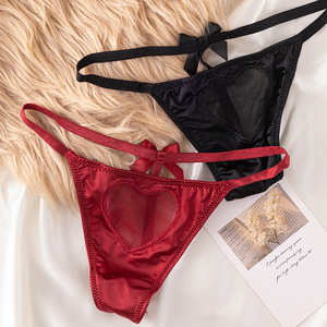 Tanga de satén sexy con panel de corazón transparente y Detalle de lazo en la espalda, ropa íntima romántica <span class=keywords><strong>para</strong></span> mujer - Product Image 1