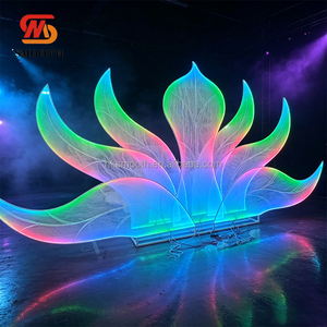 Fondo de Metal con Luces LED Personalizadas de Moda Moderna SMS, Diseño de Alas de Ángel para Decoración de Bodas y Fiestas - Product Image 2