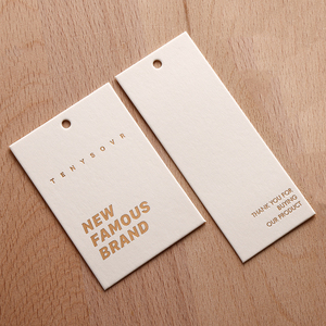 100 quần áo treo thẻ trong kho với biểu tượng tùy chỉnh giấy treo thẻ với chuỗi dập nổi quần áo treo thẻ - Product Image 5