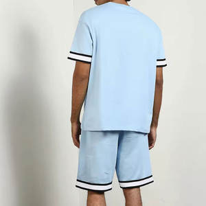 Ensemble deux pièces décontracté pour homme personnalisable, de haute qualité, 100% coton respirant, t-shirt et short pour l'été - Product Image 3