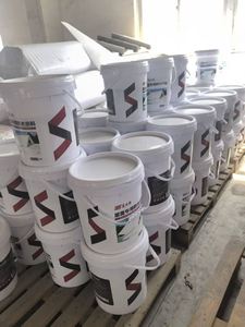 Pintura Impermeabilizante de Polímero Acrílico Elastomérico para Techos de Concreto - Uso en Construcción Moderna, Duradera y Ecológica - Product Image 5