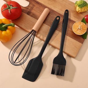 Ensemble d'ustensiles de cuisine en silicone 11 pièces pour la cuisson, résistant à la chaleur, comprenant cuillères à soupe et spatules - Product Image 4