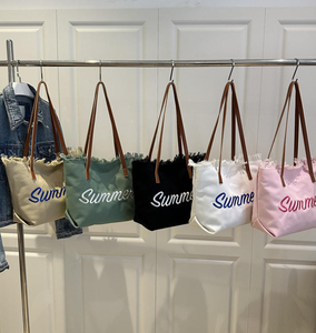 Bolsa de Lona Nueva, Gran Capacidad, con Letras Bordadas, de un Solo Hombro, para la Playa, para Compras, para Mujer - Product Image 1