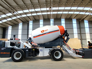 4.0 M3 4X4 diesel auto-chargement bétonnière voiture propulsé petit camion bétonnière mobile en béton à vendre - Product Image 2