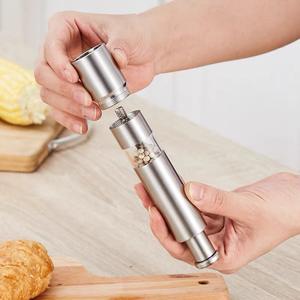 Moulin à poivre manuel portable en acier inoxydable pour sel grossier, mini-épice de cuisine, idéal pour la vente en gros - Product Image 4